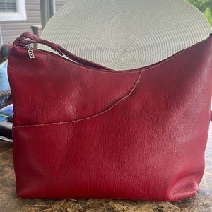 Maxx burgundy hand bag